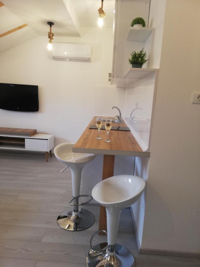 Apartments Naumovski Охрид Екстериор снимка
