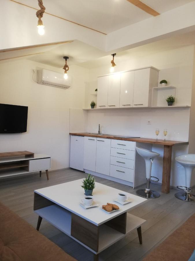 Apartments Naumovski Охрид Екстериор снимка