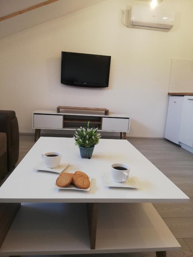 Apartments Naumovski Охрид Екстериор снимка