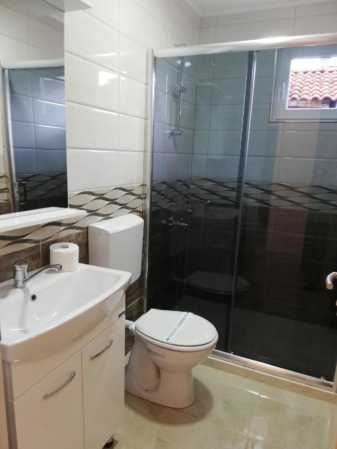Apartments Naumovski Охрид Екстериор снимка