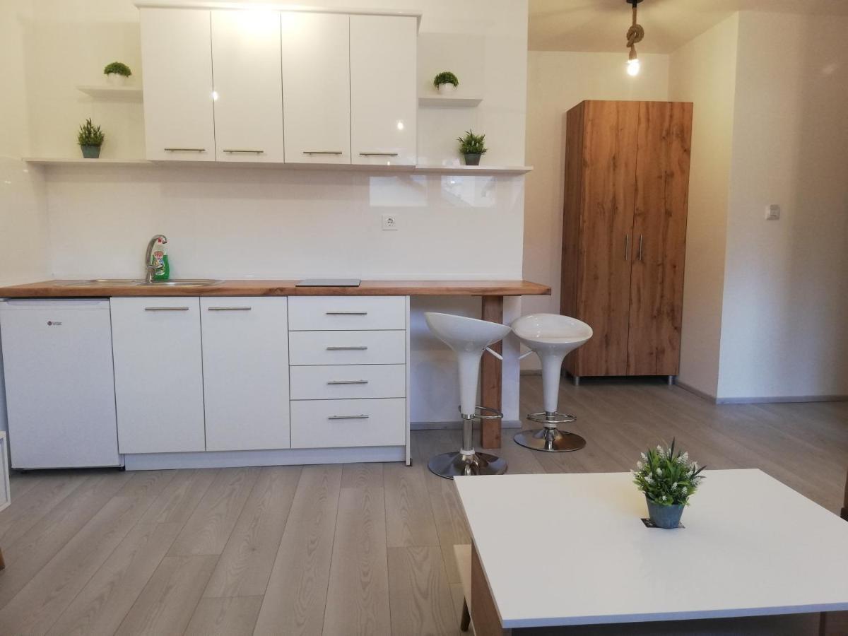Apartments Naumovski Охрид Екстериор снимка