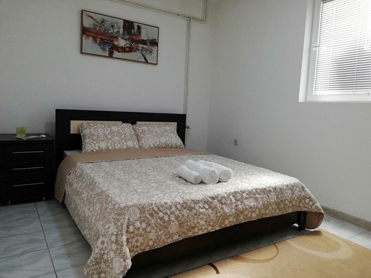 Apartments Naumovski Охрид Екстериор снимка